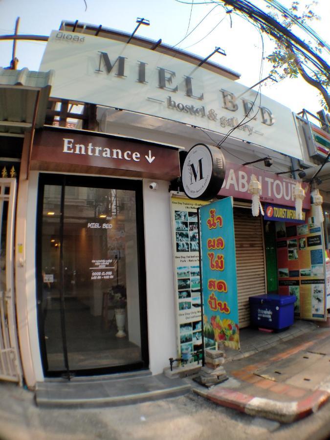Miel Bed Hostel & Gallery Τσιάνγκ Μάι Εξωτερικό φωτογραφία