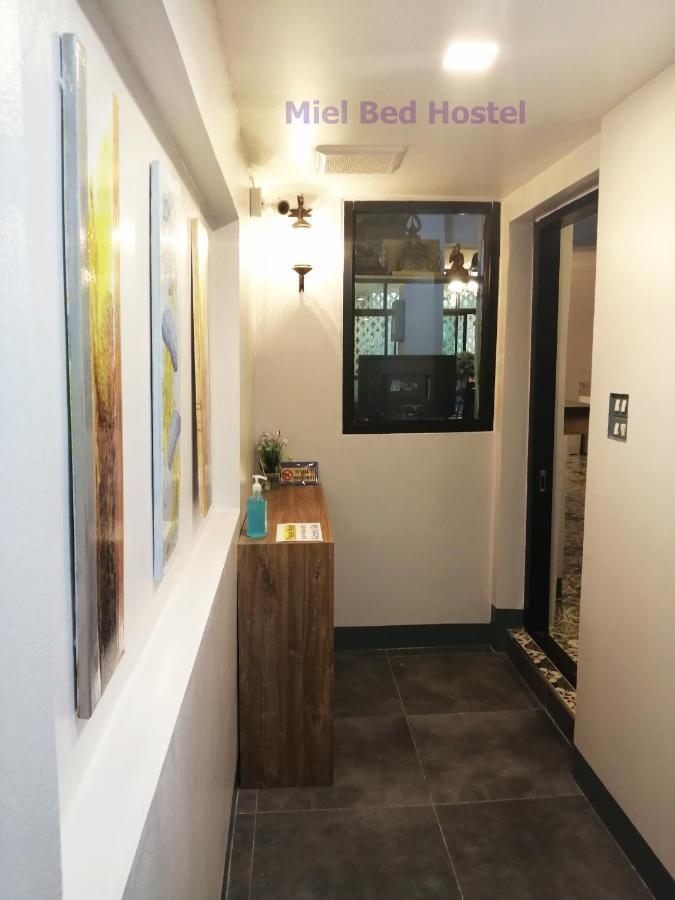 Miel Bed Hostel & Gallery Τσιάνγκ Μάι Εξωτερικό φωτογραφία