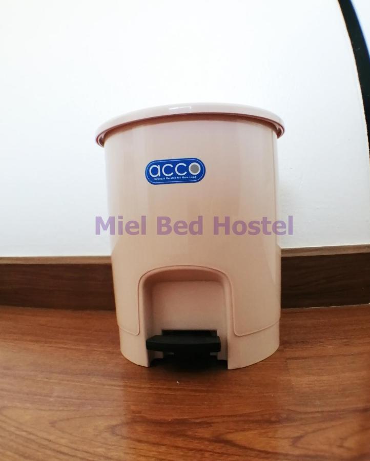 Miel Bed Hostel & Gallery Τσιάνγκ Μάι Εξωτερικό φωτογραφία