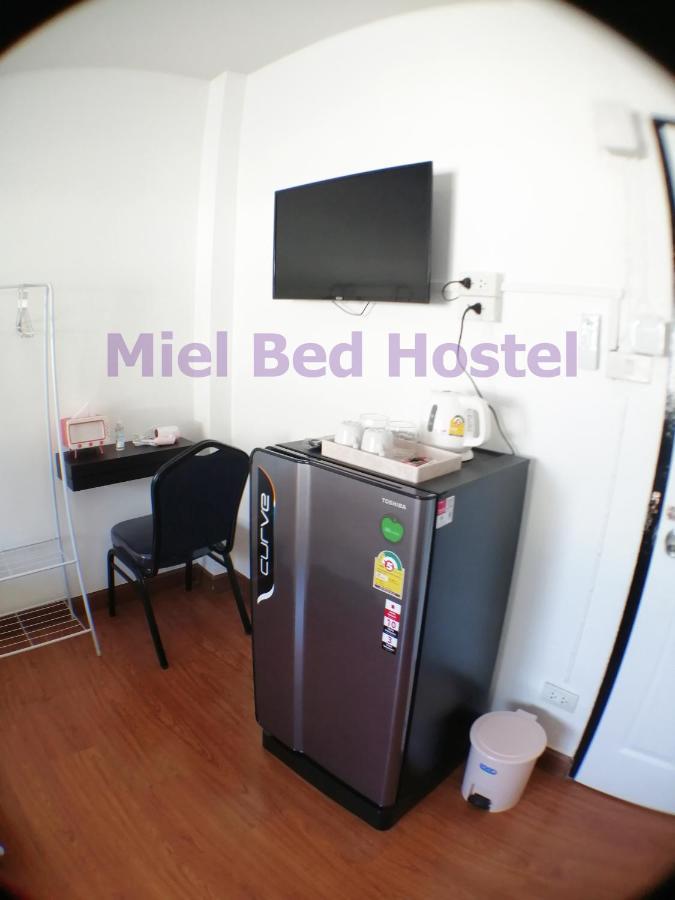 Miel Bed Hostel & Gallery Τσιάνγκ Μάι Εξωτερικό φωτογραφία