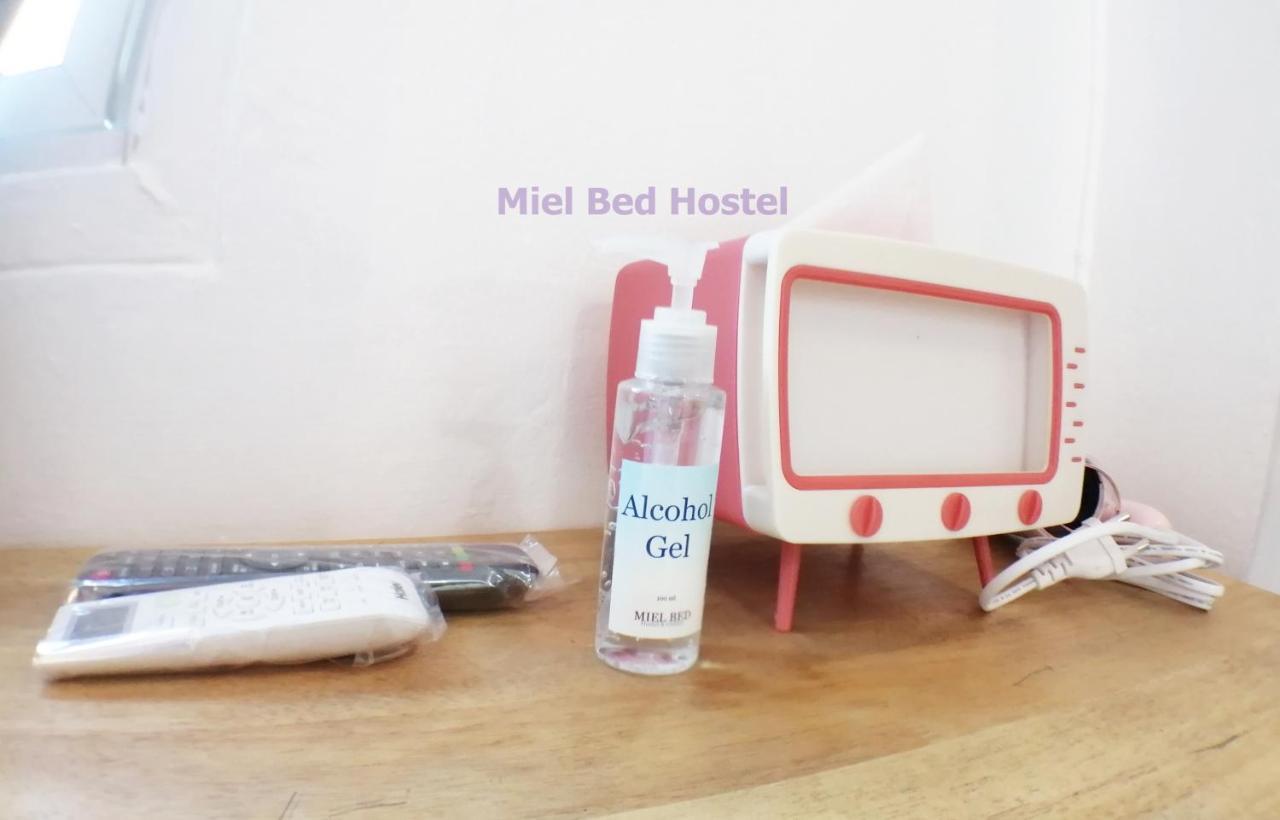 Miel Bed Hostel & Gallery Τσιάνγκ Μάι Εξωτερικό φωτογραφία